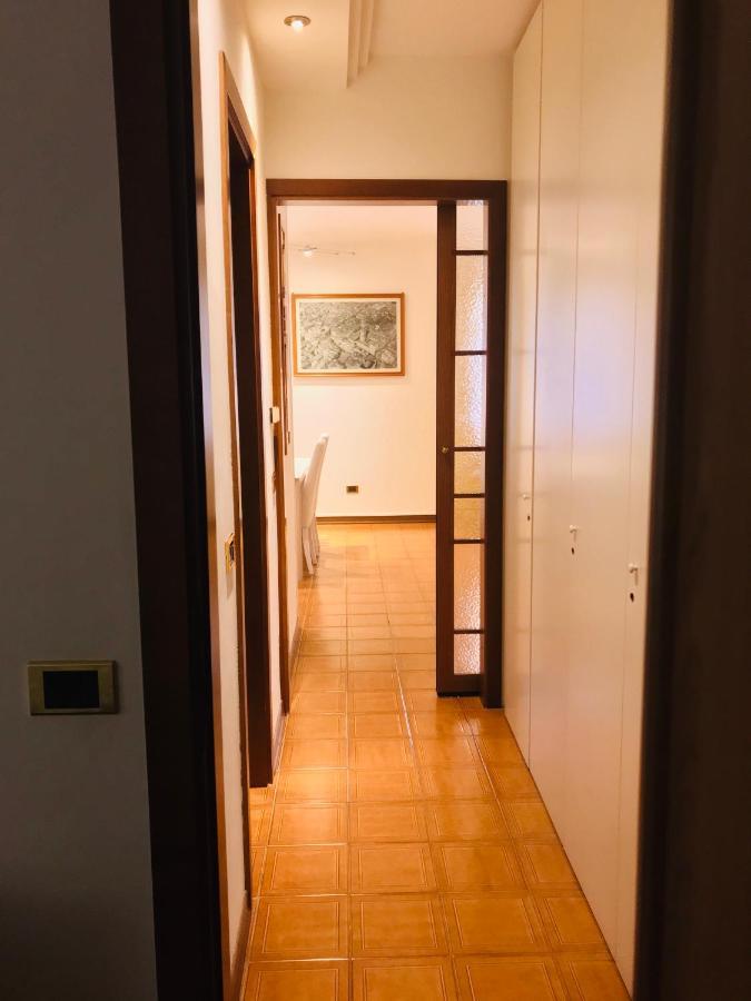 Ferienwohnung Casa Martini Piazza Erbe Verona Exterior foto